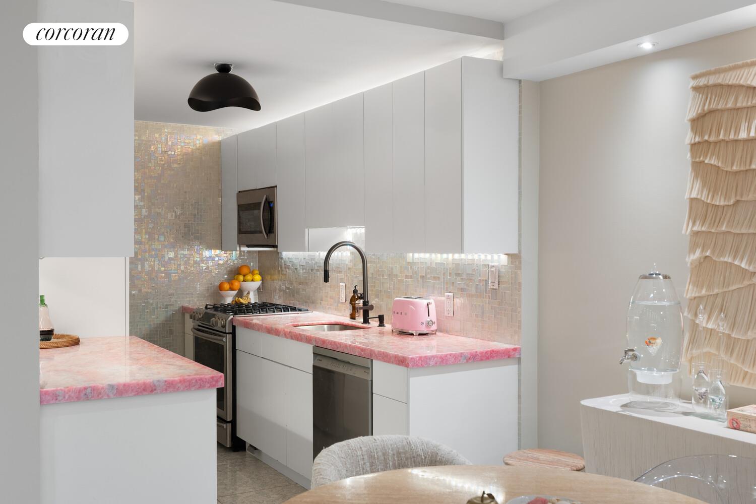 507 East 80th Street, Unit 3F Manhattan, NY 10075 - Photo 8 of 42