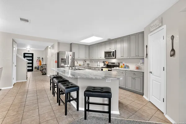 $324,900 | 13307 Sunset Rainbow, San Antonio, TX 78245