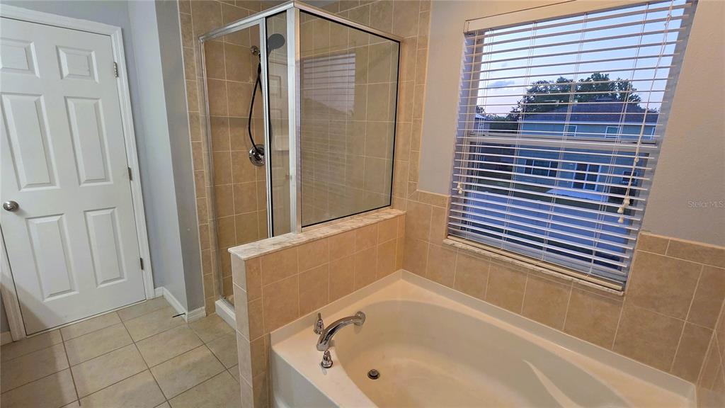 10279 Newminster Loop Ruskin, FL 33573 - Photo 19 of 30