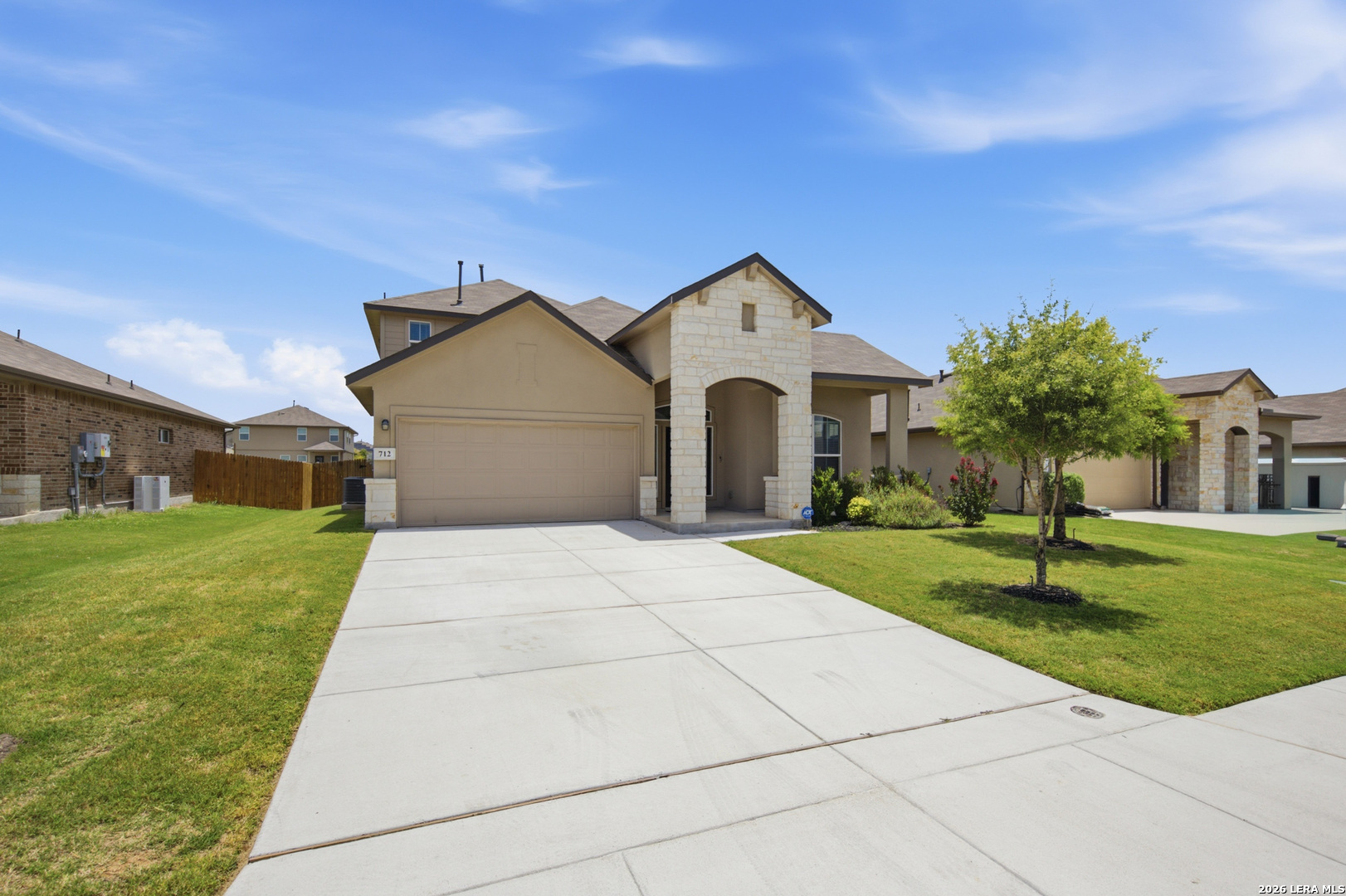 712 Rushing Banks Cibolo, TX 78108 - Photo 5 of 40