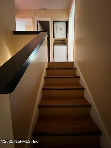 $200,000 | 714 Oaks Manor Court, Unit M32, Jacksonville, FL 32211