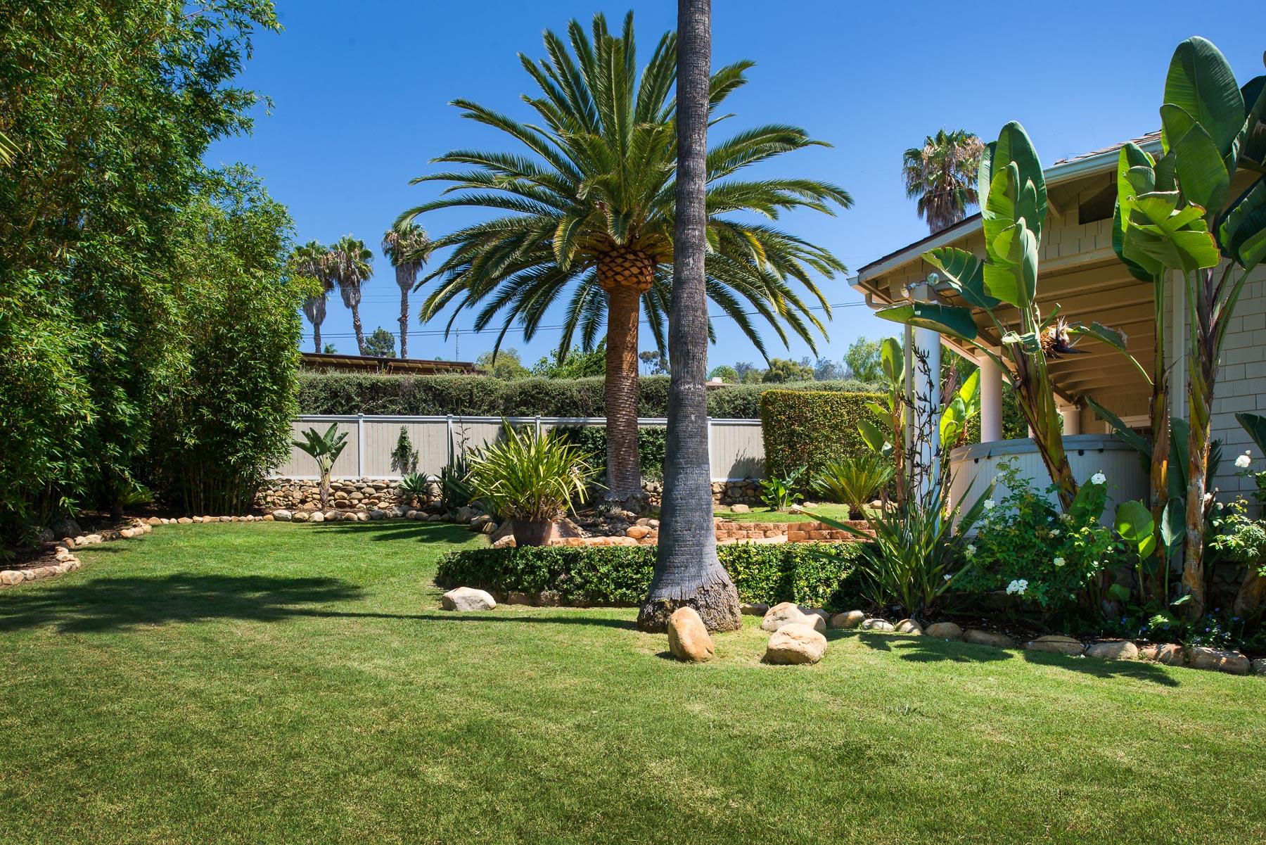 1336 Alta Vista Road Santa Barbara, CA 93103 - Photo 16 of 16 Fenced and hedged and very private