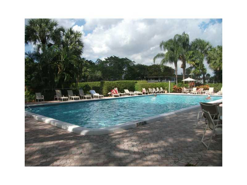 3100 North Course Lane, Unit 502 Pompano Beach, FL 33069 - Photo 16 of 16 Pool