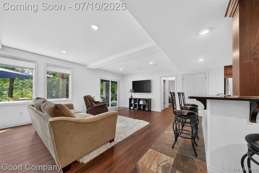 1946 Acorn Glen Rochester Hills, MI 48306 - Photo 49 of 71