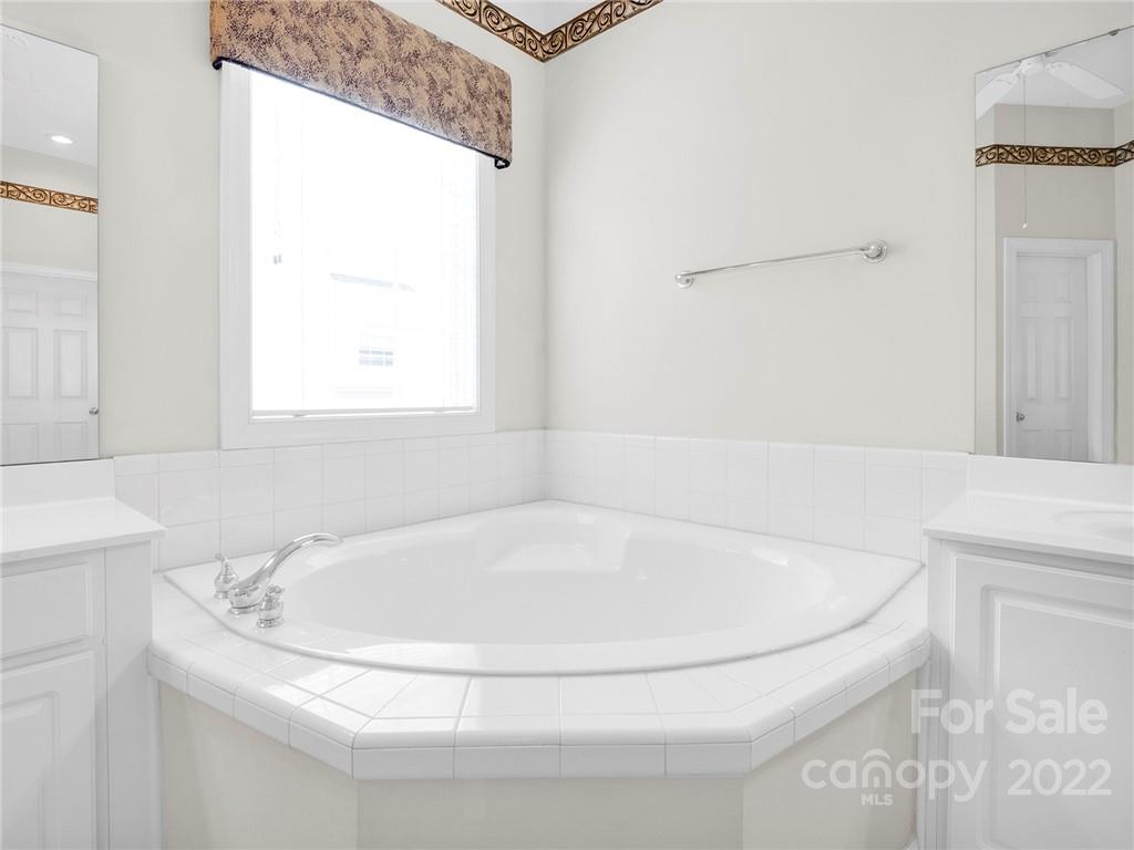 10611 Back Ridge Road Charlotte, NC 28277 - Photo 39 of 40 Gallery Image 39