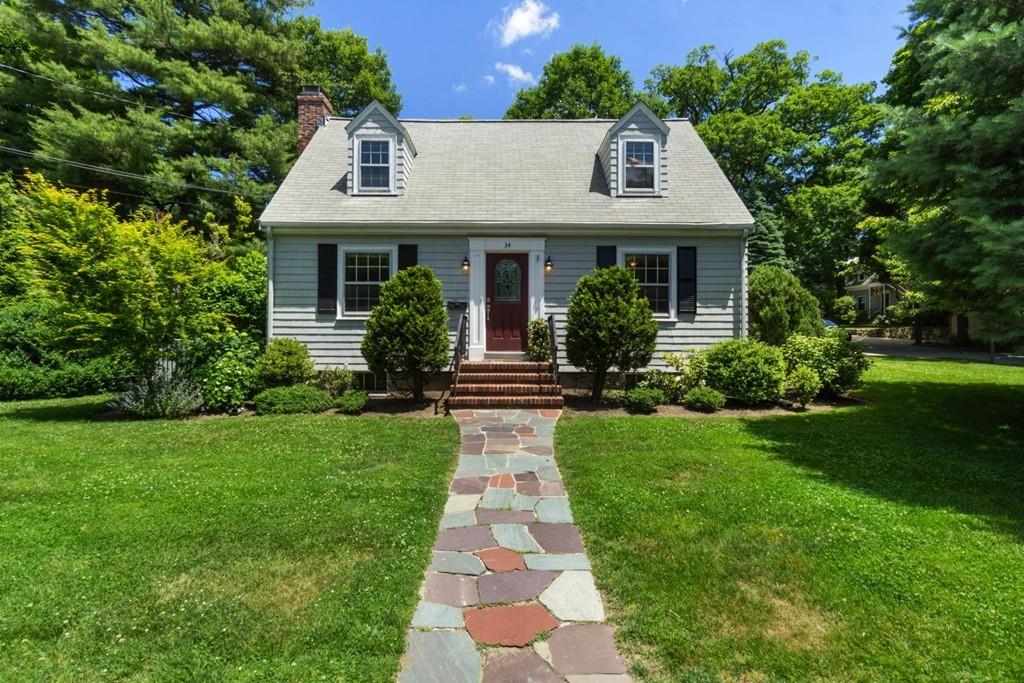 34 Pierrepont Road Newton, MA 02462 - Photo 1 of 21 Gallery Image 1
