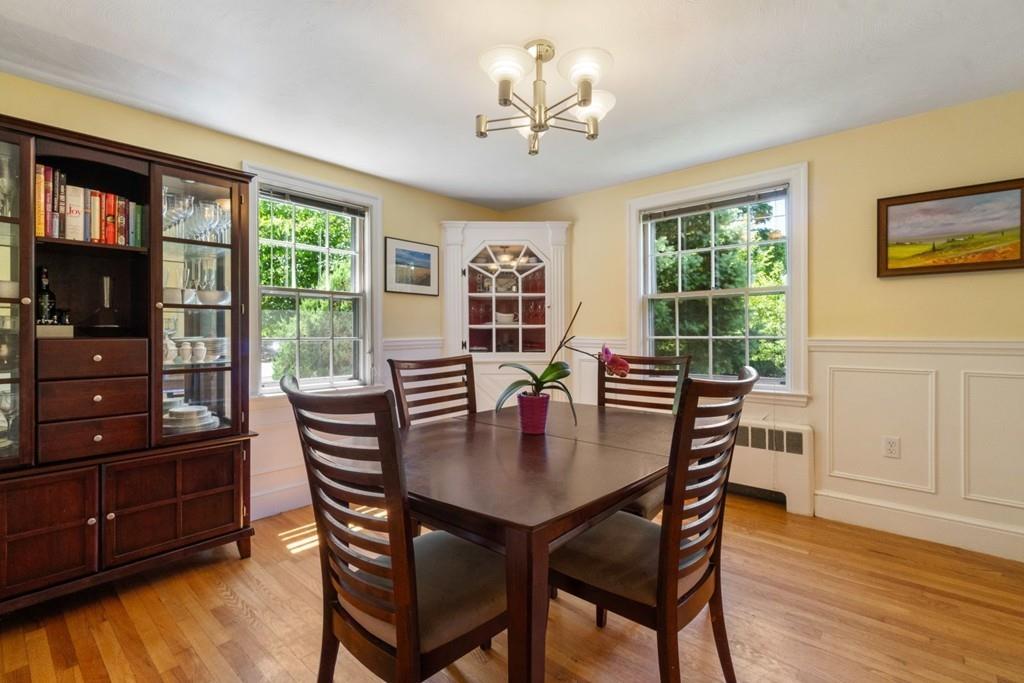 34 Pierrepont Road Newton, MA 02462 - Photo 6 of 21 Gallery Image 6