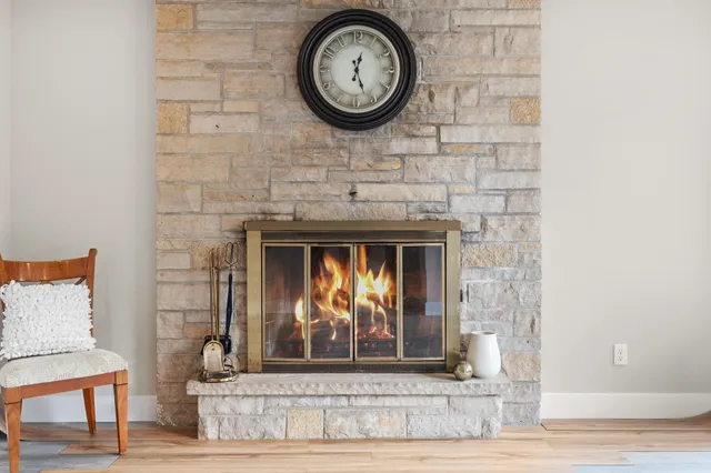 $375,000 | 209 Lake Montello Wi 53949, Montello, WI 53949