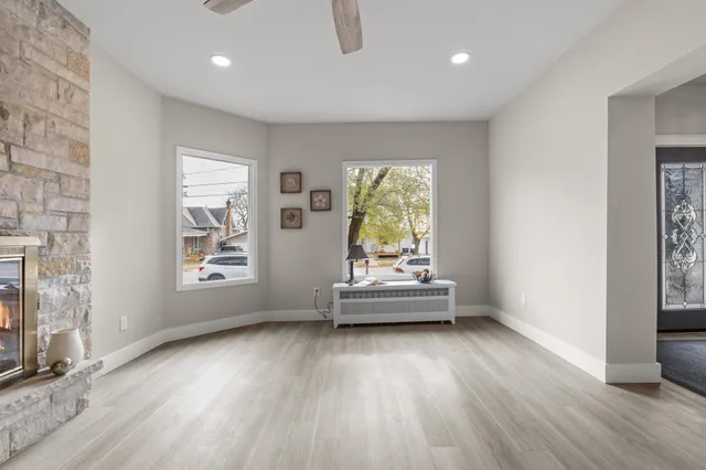 $375,000 | 209 Lake Montello Wi 53949, Montello, WI 53949