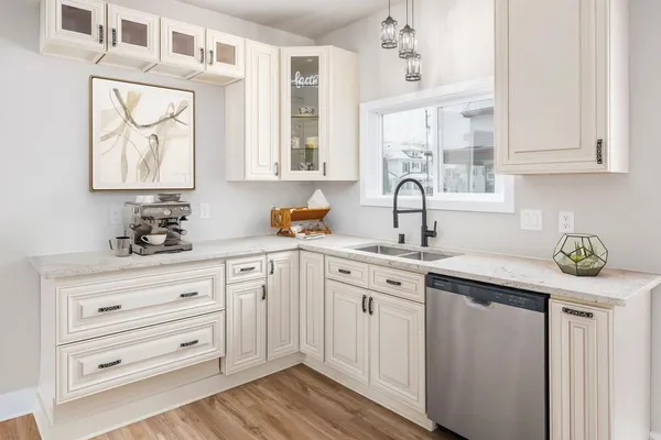 $375,000 | 209 Lake Montello Wi 53949, Montello, WI 53949