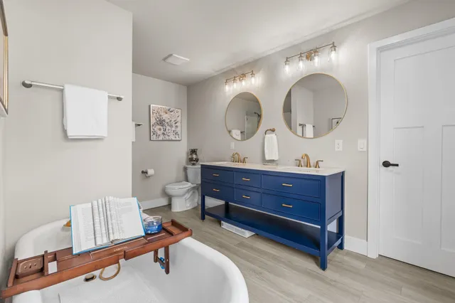 $375,000 | 209 Lake Montello Wi 53949, Montello, WI 53949