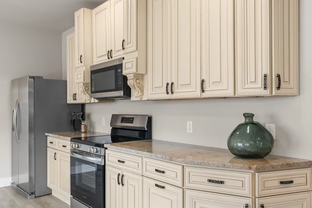 $375,000 | 209 Lake Montello Wi 53949, Montello, WI 53949