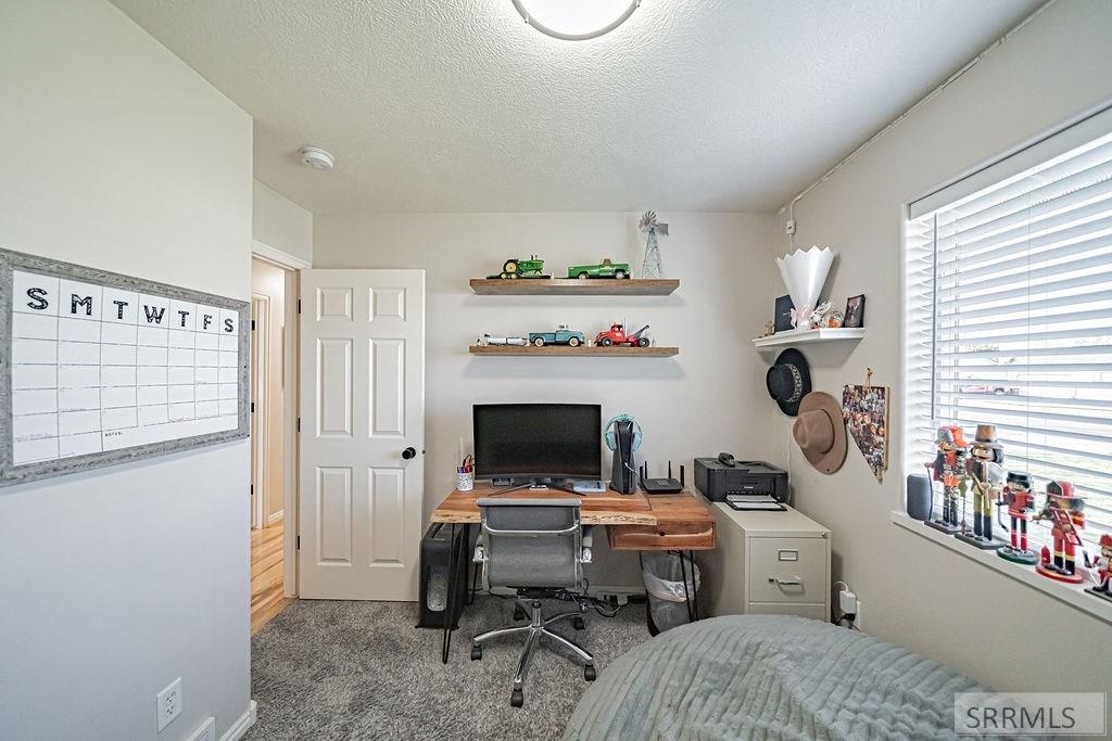 4216 Edgewood Circle Ammon, ID 83406 - Photo 20 of 33 Bedroom 2