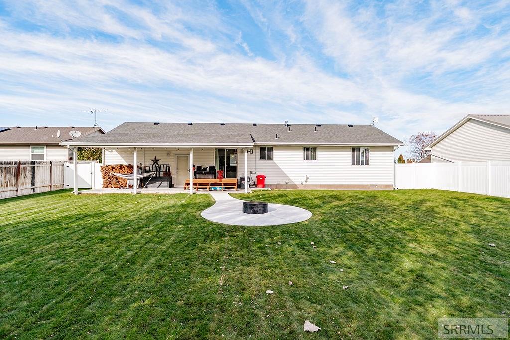 4216 Edgewood Circle Ammon, ID 83406 - Photo 32 of 33