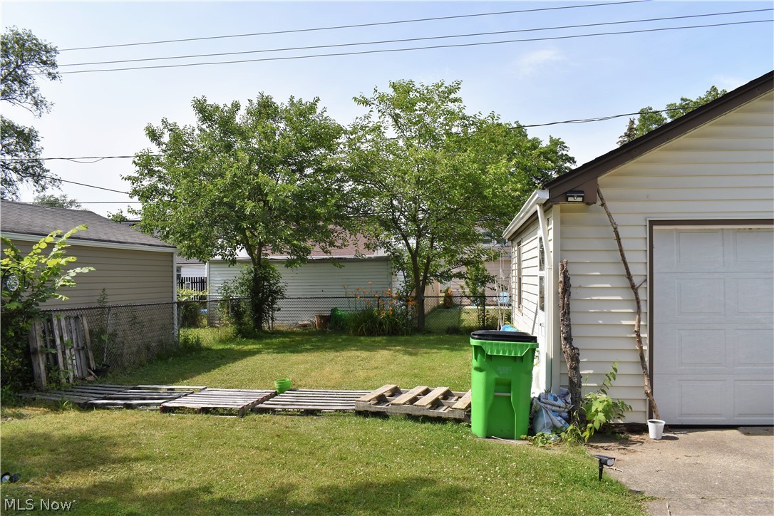 13245 Hathaway Road Cleveland, OH 44125 - Photo 5 of 5 Gallery Image 5