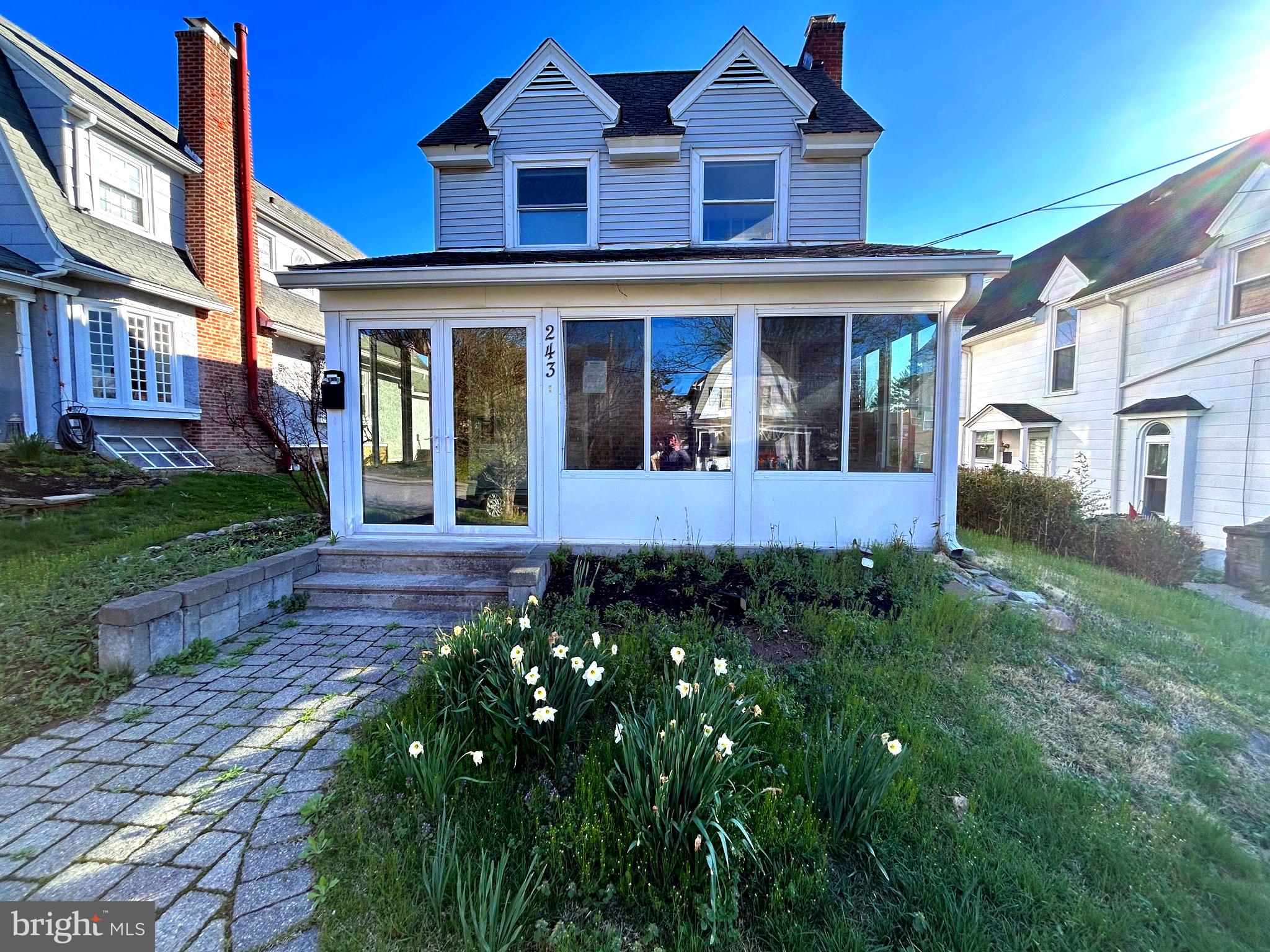 243 Rockglen Road Wynnewood, PA 19096 - Photo 1 of 19