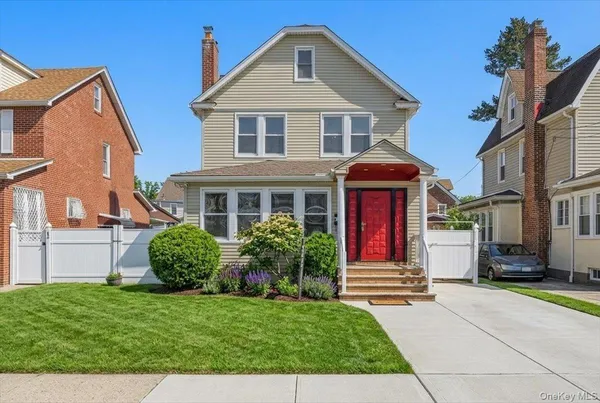 $975,000 | 109-73 200th Street | Hollis