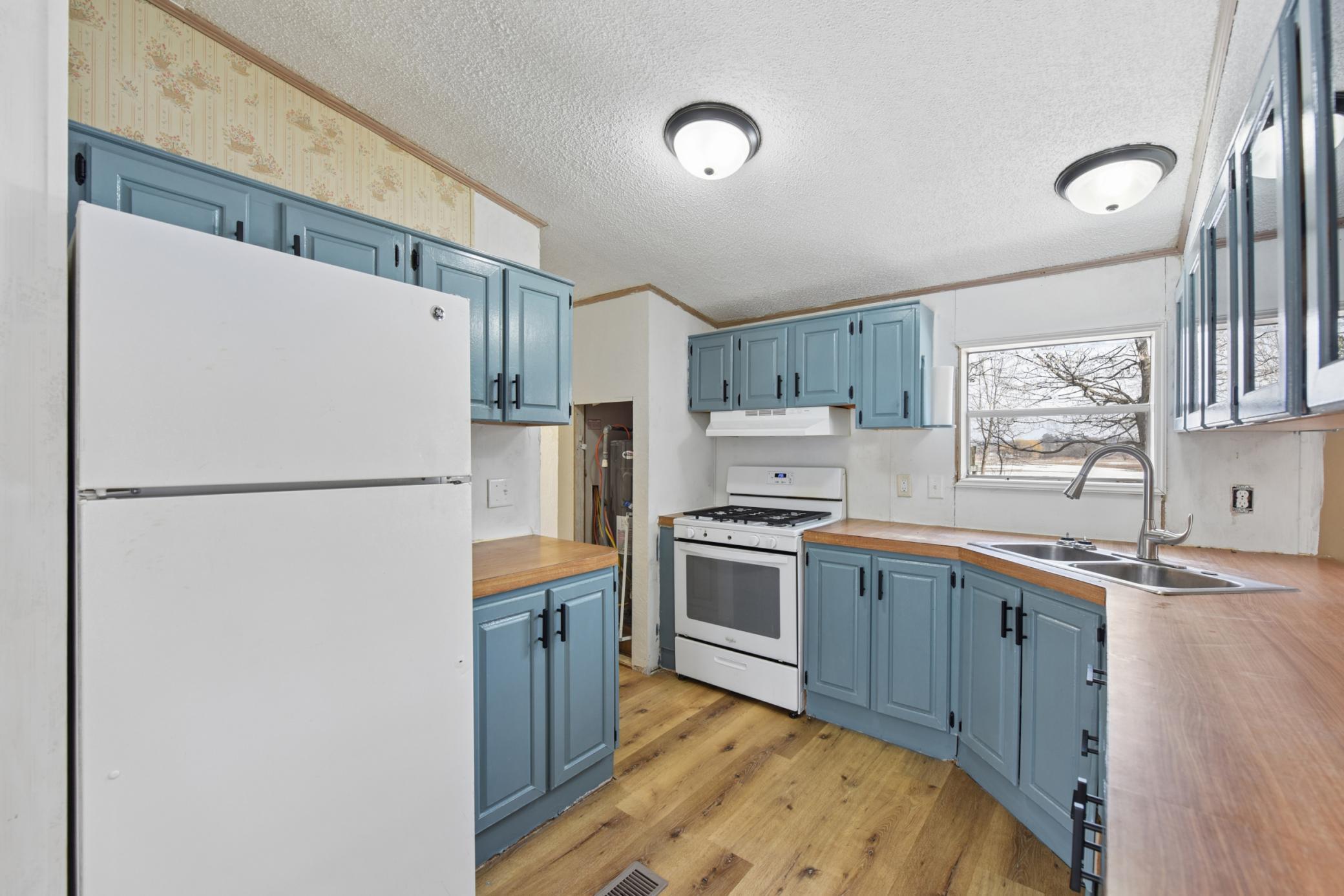 109 Hialeah Street Osceola, WI 54020 - Photo 7 of 30