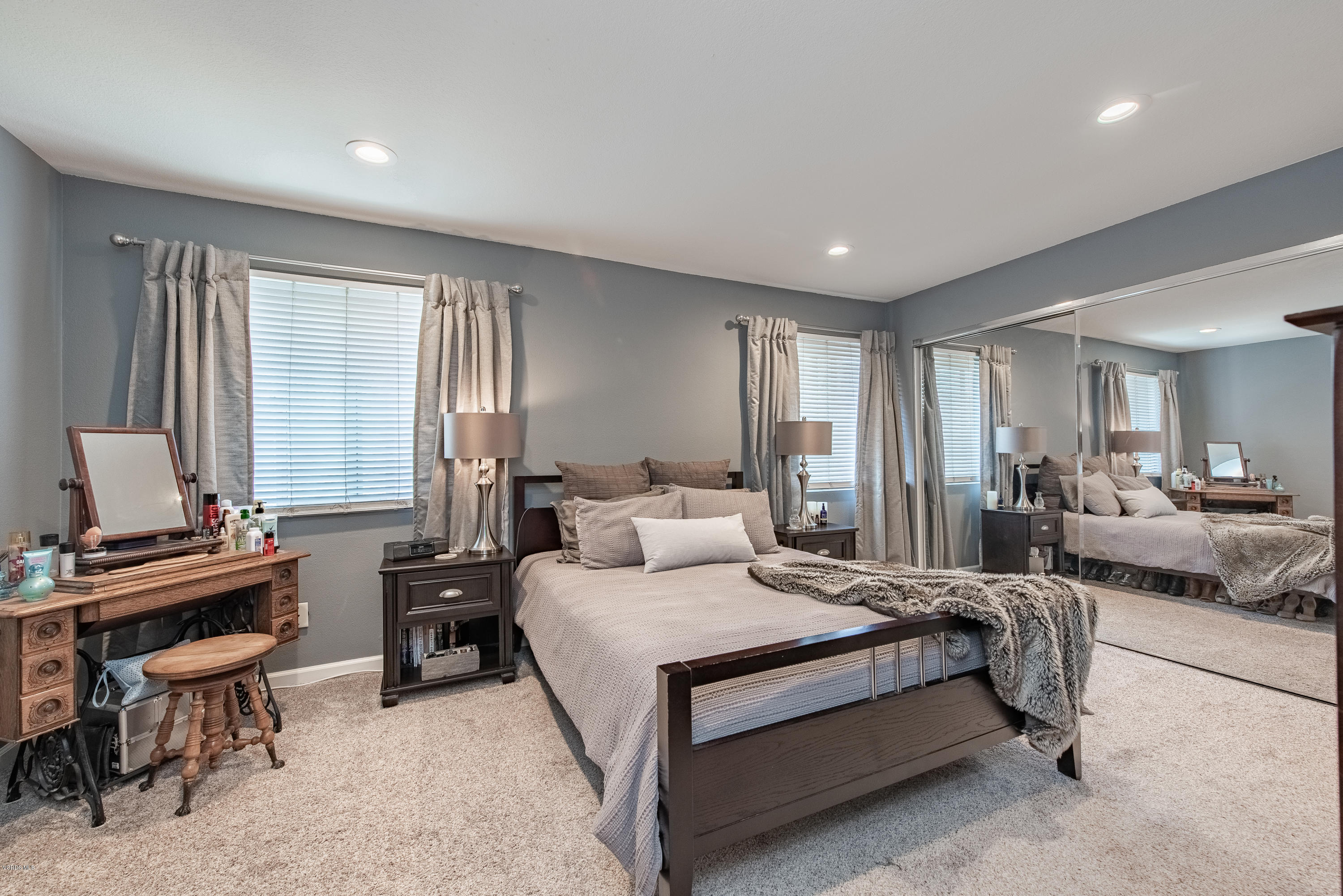 561 Spring Road, Unit 42 Moorpark, CA 93021 - Photo 13 of 28 561 Spring Rd Moorpark-14