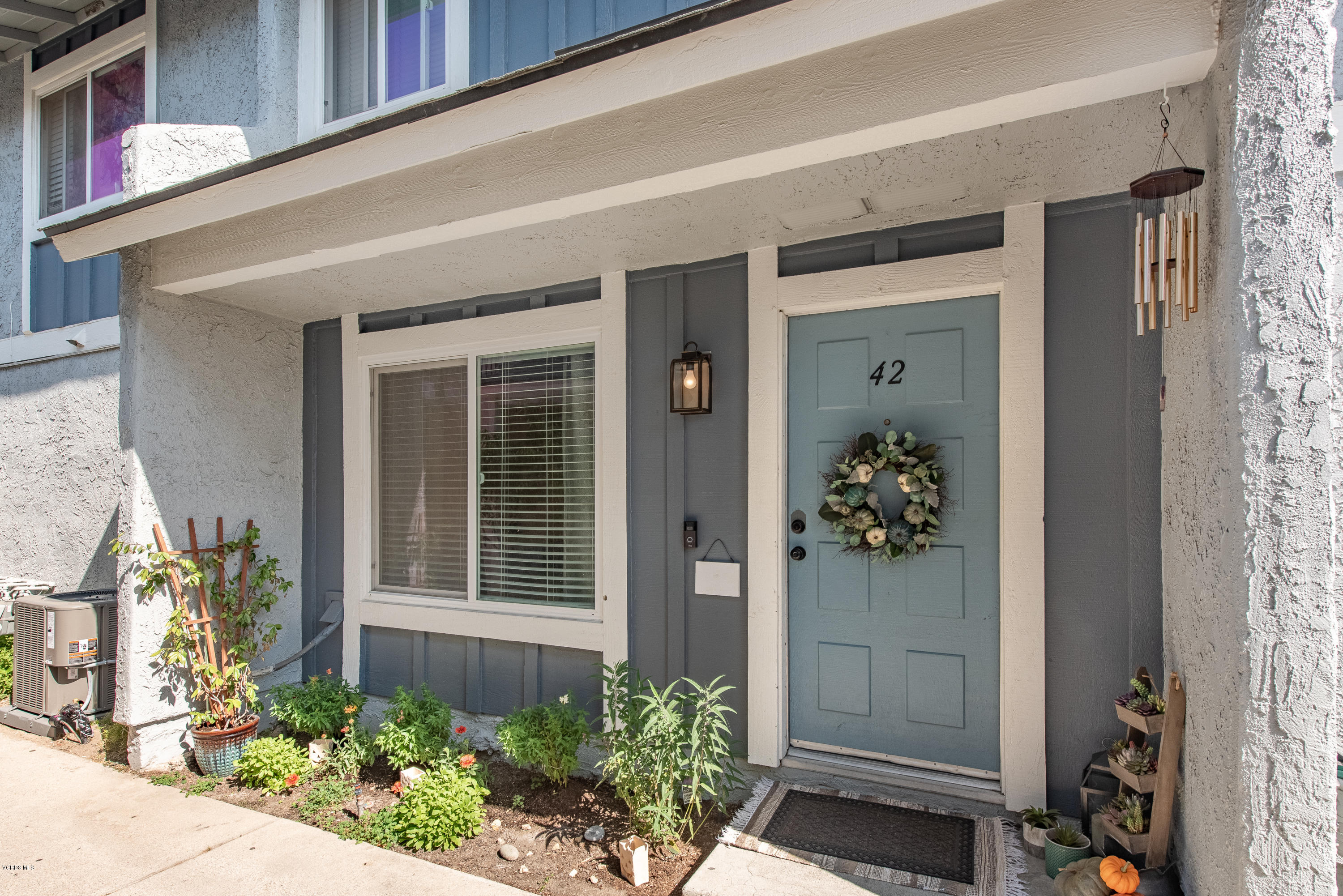 561 Spring Road, Unit 42 Moorpark, CA 93021 - Photo 22 of 28 561 Spring Rd Moorpark-3