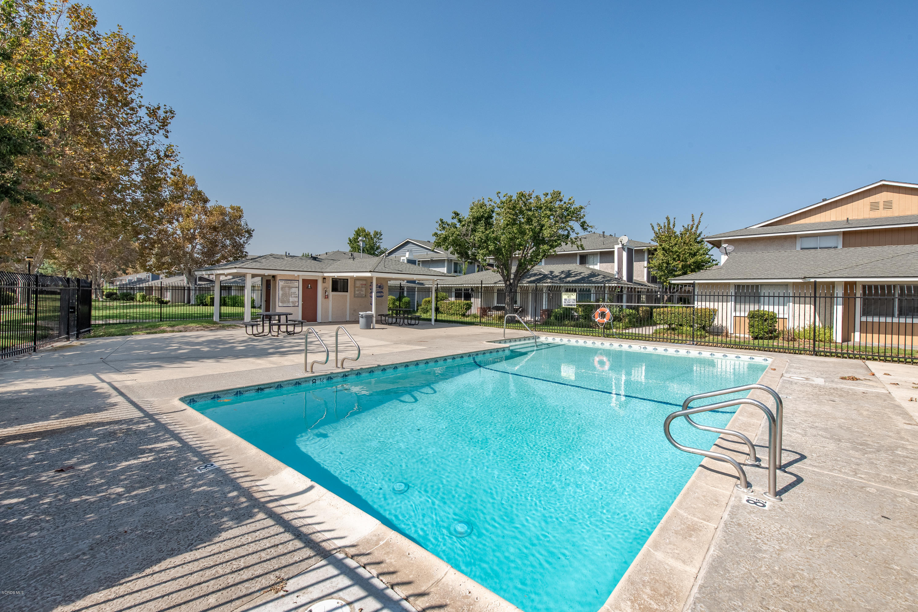561 Spring Road, Unit 42 Moorpark, CA 93021 - Photo 27 of 28 561 Spring Rd Moorpark-24