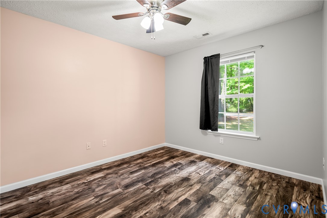 2099 Yacht Club Road Hayes, VA 23072 - Photo 35 of 42 an empty room with a window