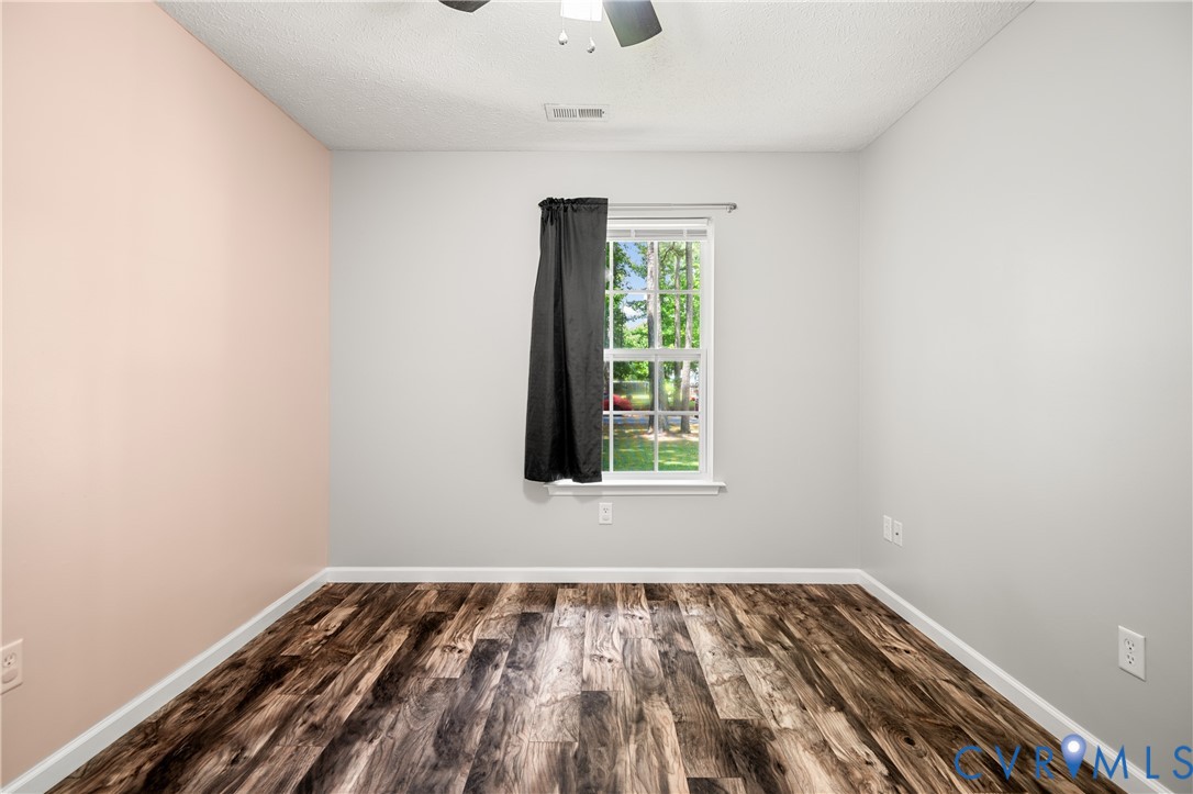 2099 Yacht Club Road Hayes, VA 23072 - Photo 36 of 42 an empty room with window