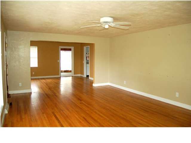 1403 North Moore Road Chattanooga, TN 37411 - Photo 5 of 28 Additional Photo