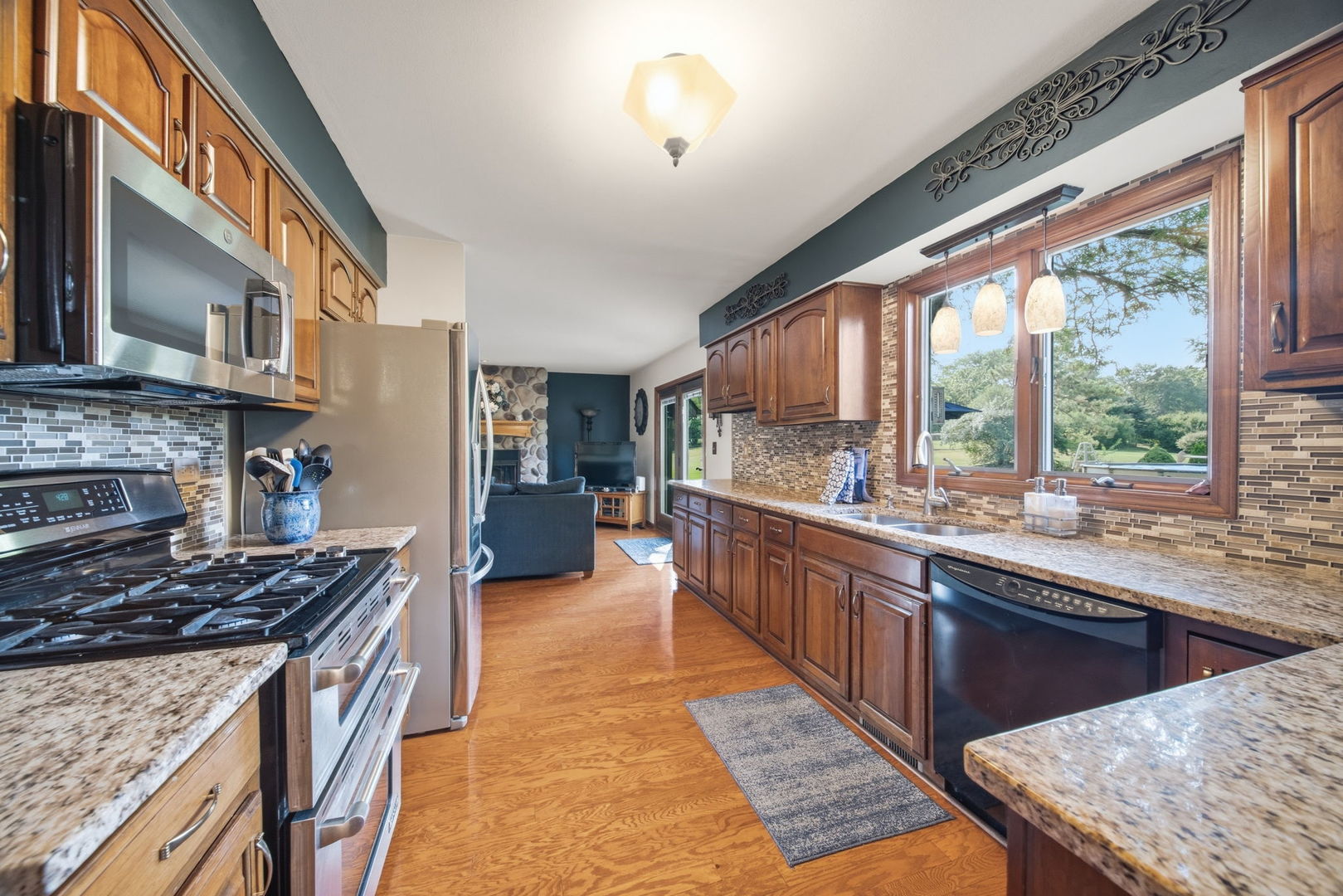 39-w150 Adobe Ridge Elgin, IL 60124 - Photo 14 of 36 Gallery Image 14