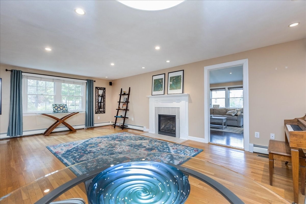 18 Plains Road Ipswich, MA 01938 - Photo 5 of 39