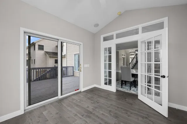 $599,999 | 3120 Summertree Avenue, Bettendorf, IA 52722