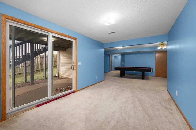 $599,999 | 3120 Summertree Avenue, Bettendorf, IA 52722