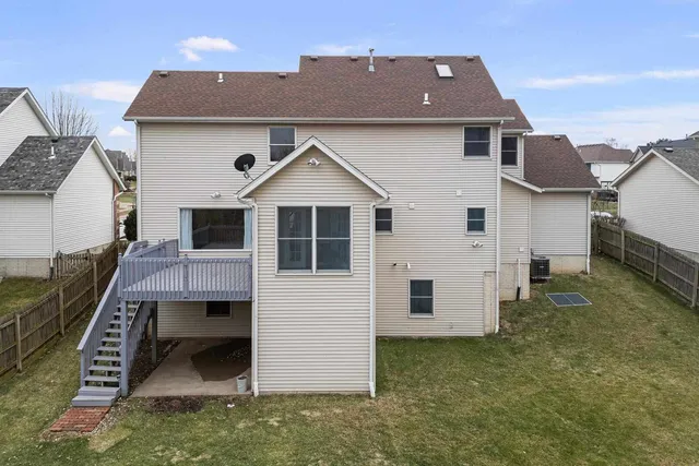 $599,999 | 3120 Summertree Avenue, Bettendorf, IA 52722