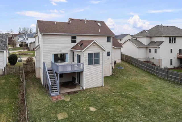 $599,999 | 3120 Summertree Avenue, Bettendorf, IA 52722