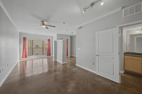 $324,900 | 1803 Broadway, Unit 612, Nashville, TN 37203