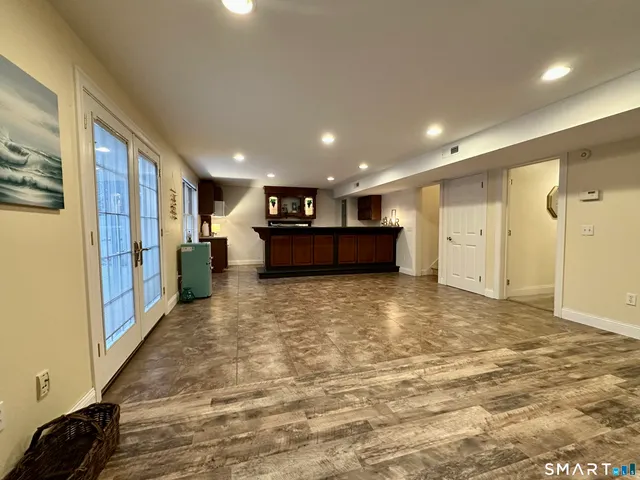 a large room with lots of counter top space