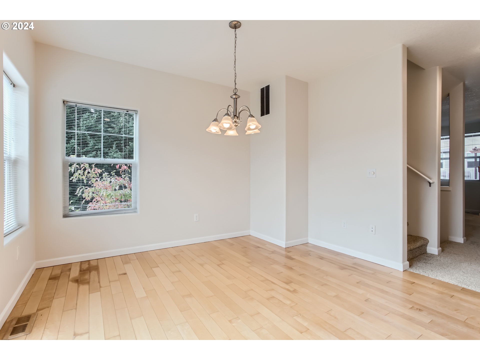 15445 Southwest Sparrow Loop, Unit 105 Beaverton, OR 97007 - Photo 11 of 36 Gallery Image 11