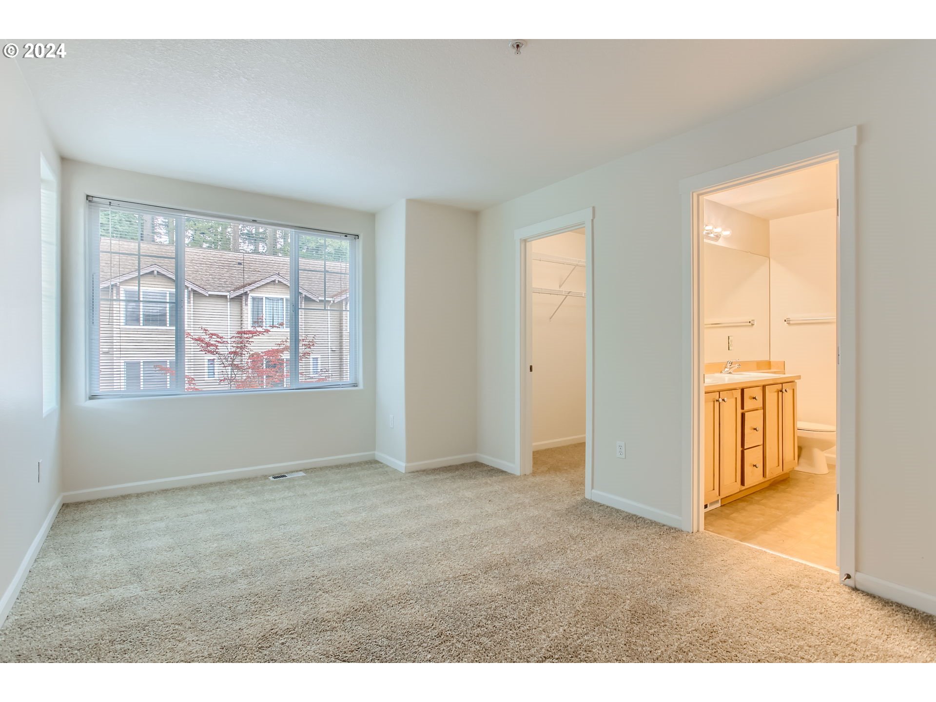 15445 Southwest Sparrow Loop, Unit 105 Beaverton, OR 97007 - Photo 16 of 36 Gallery Image 16