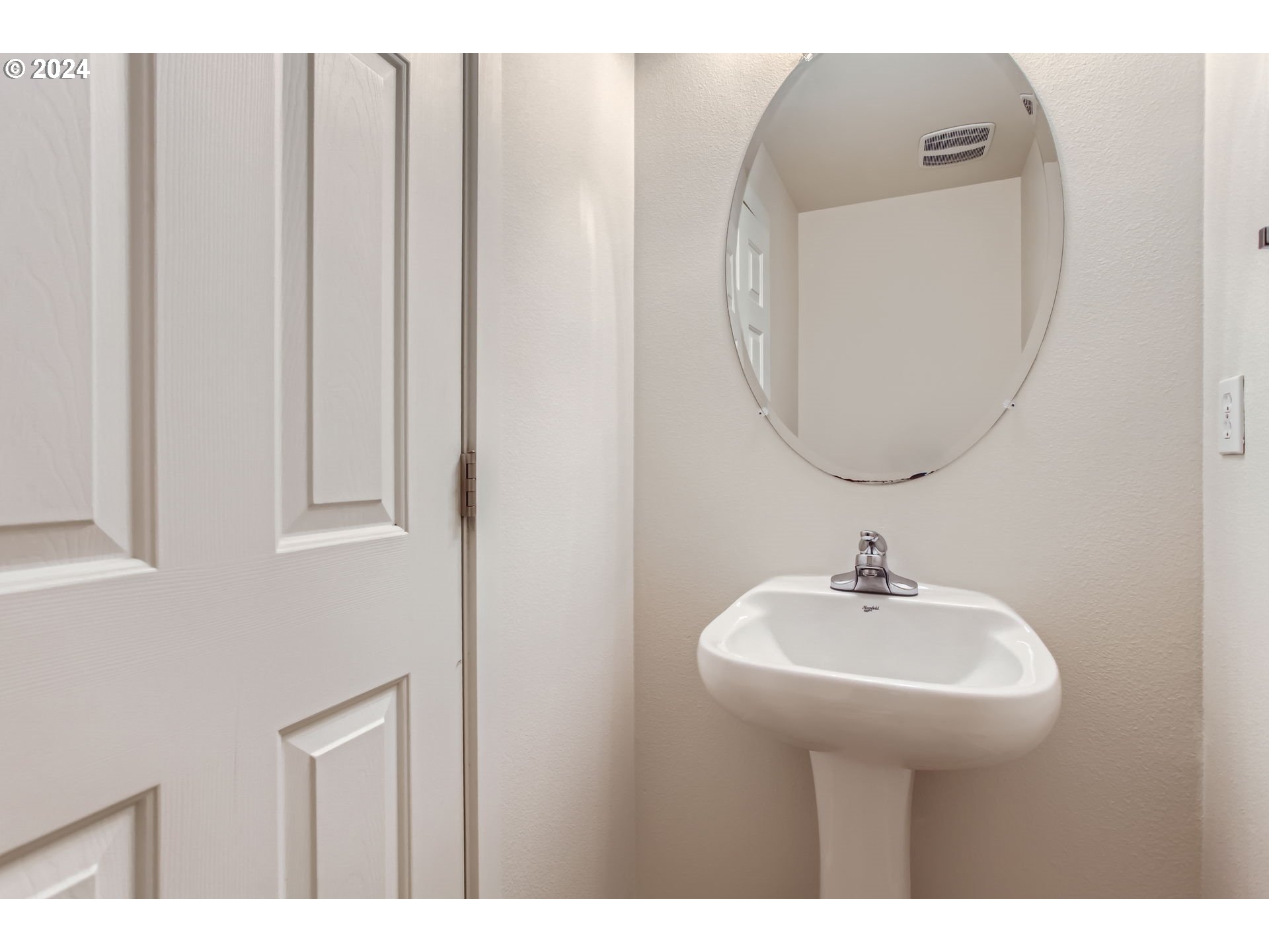15445 Southwest Sparrow Loop, Unit 105 Beaverton, OR 97007 - Photo 28 of 36 Gallery Image 28