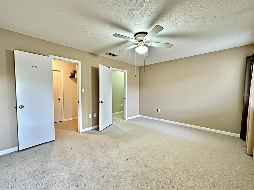 2834 Southwest 14th Drive, Unit 305 Gainesville, FL 32608 - Photo 14 of 18