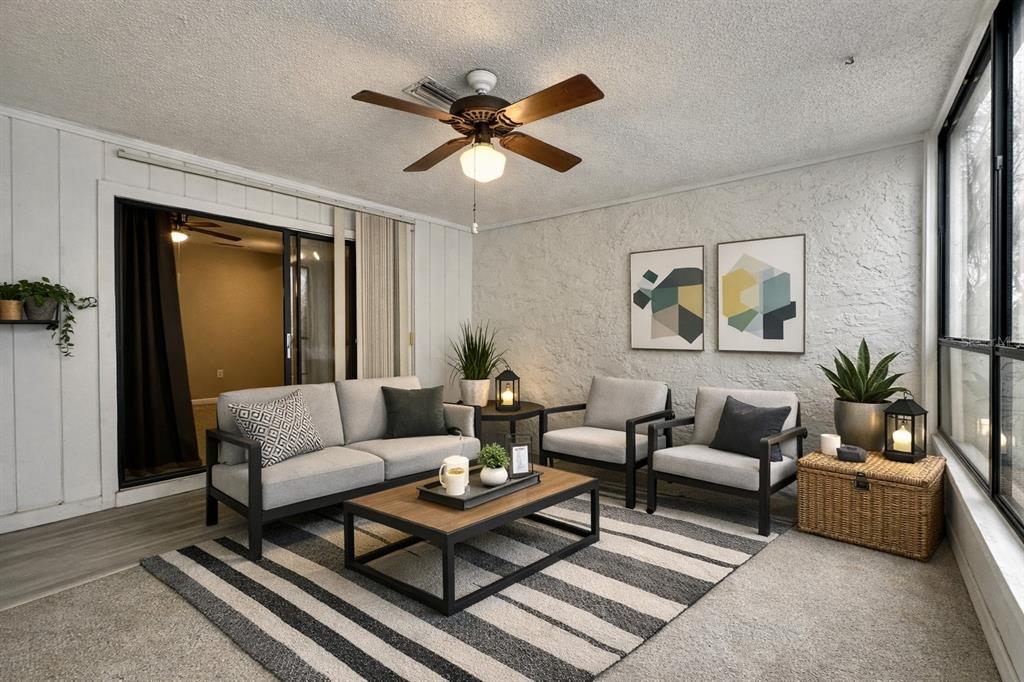 2834 Southwest 14th Drive, Unit 305 Gainesville, FL 32608 - Photo 3 of 18