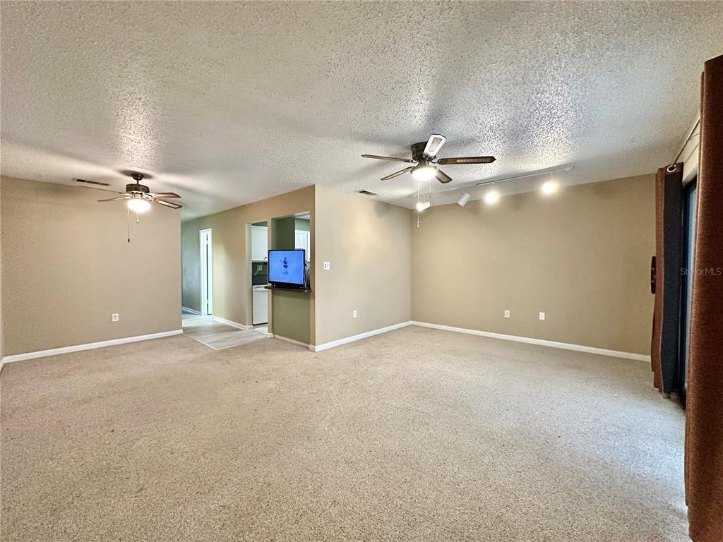 2834 Southwest 14th Drive, Unit 305 Gainesville, FL 32608 - Photo 8 of 18