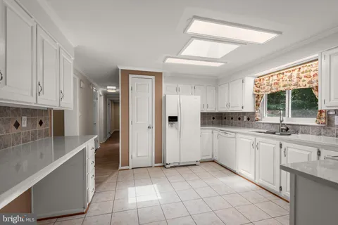 $335,000 | 925 Jones Drive, Ruther Glen, VA 22546
