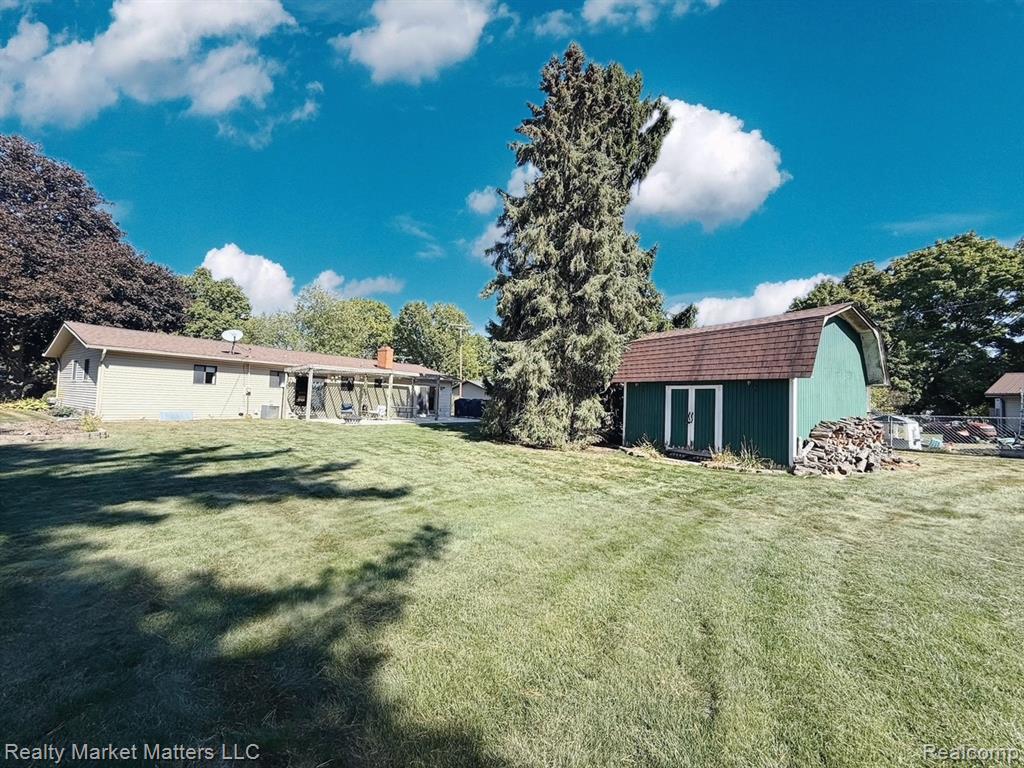 1215 Turrill Road Lapeer, MI 48446 - Photo 18 of 21