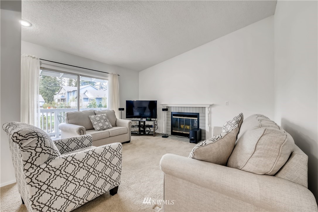 10813 Southeast 172nd Street, Unit 2D Renton, WA 98055 - Photo 2 of 22