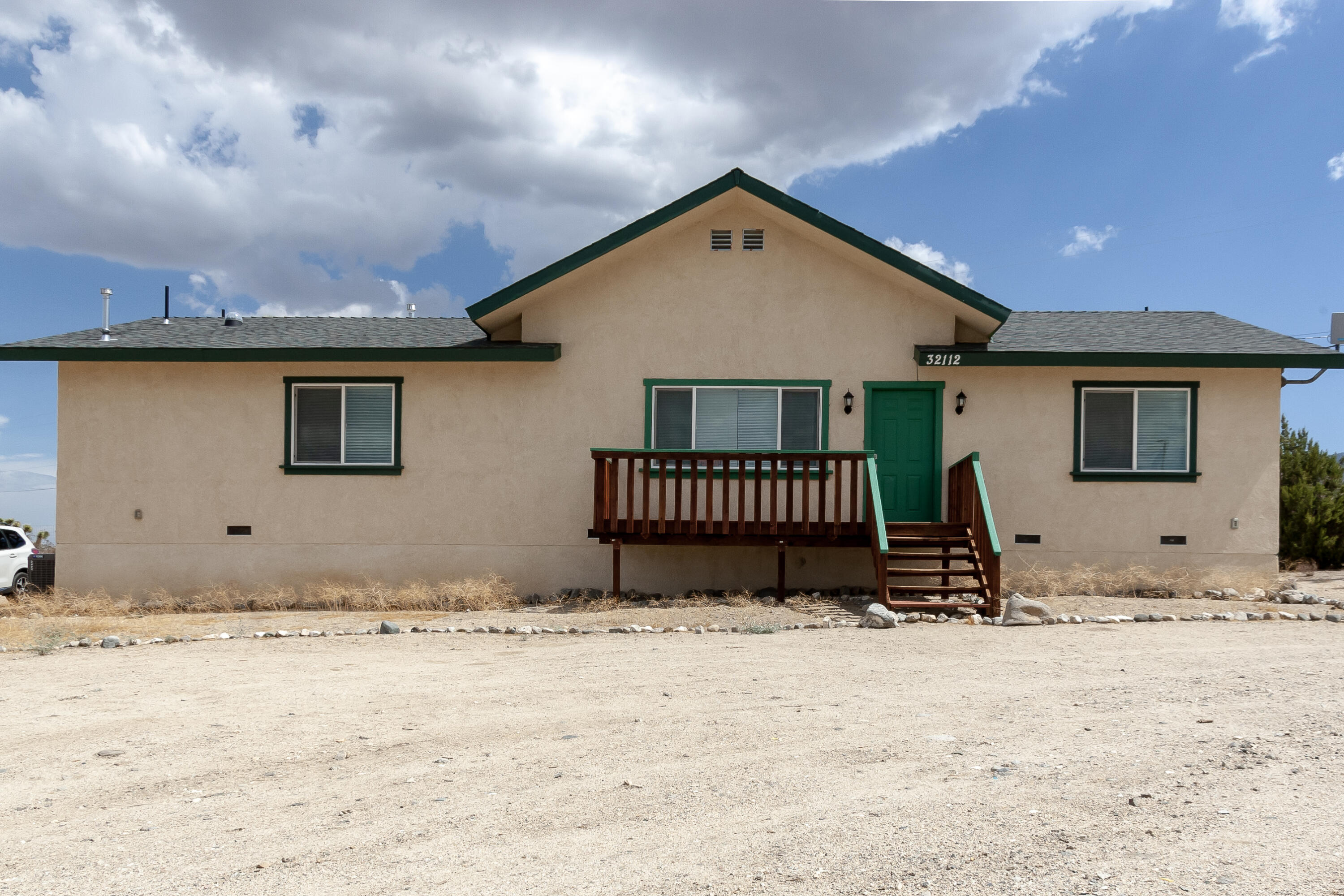32112 Largo Vista Road Llano, CA 93544 - Photo 1 of 14 32112 Largo Vista Llano Listing -1