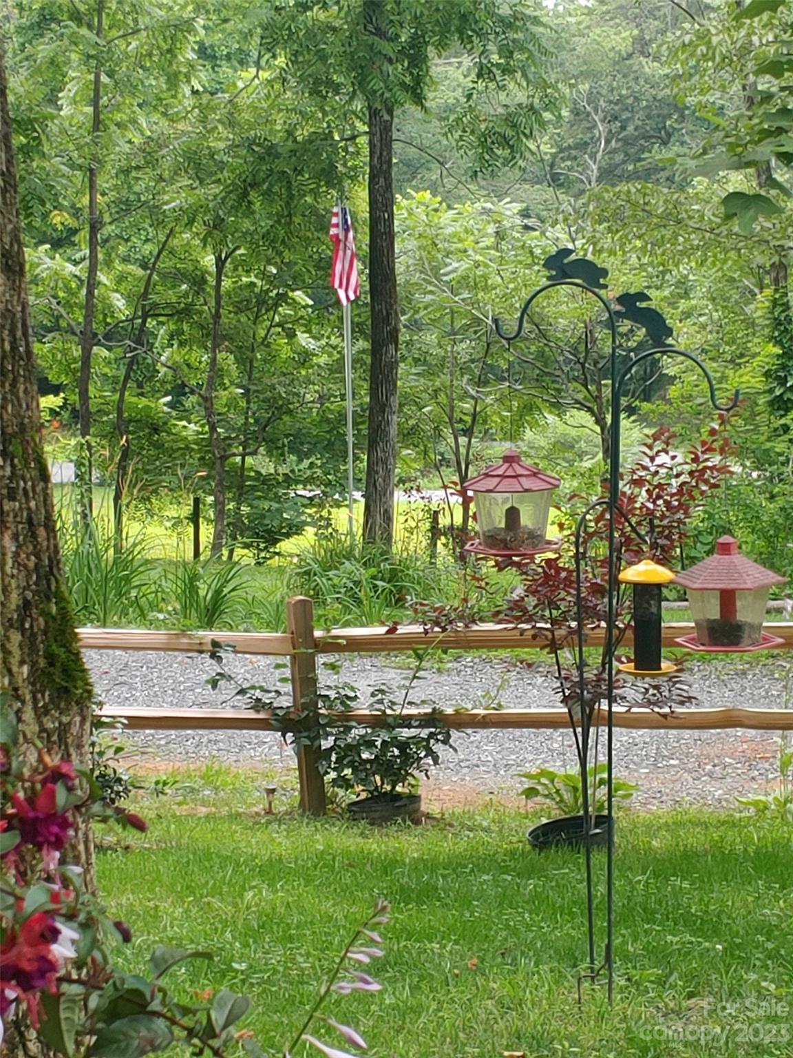 30 Homestead Road Whittier, NC 28789 - Photo 5 of 12 Gallery Image 5