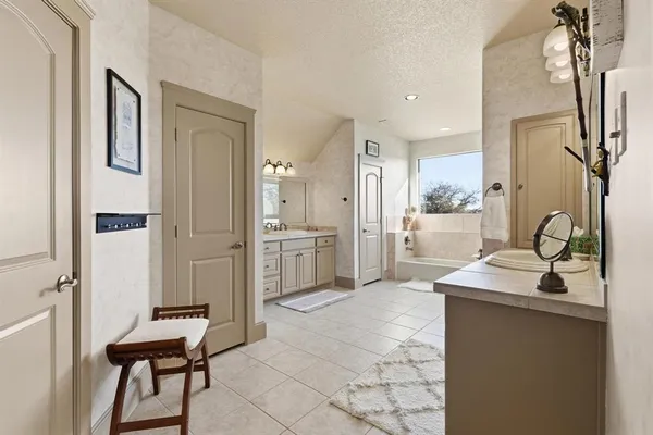 $475,000 | 2001 Augusta Court, DeSoto, TX 75115