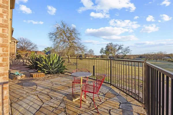 $475,000 | 2001 Augusta Court, DeSoto, TX 75115