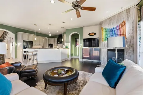 $475,000 | 2001 Augusta Court, DeSoto, TX 75115